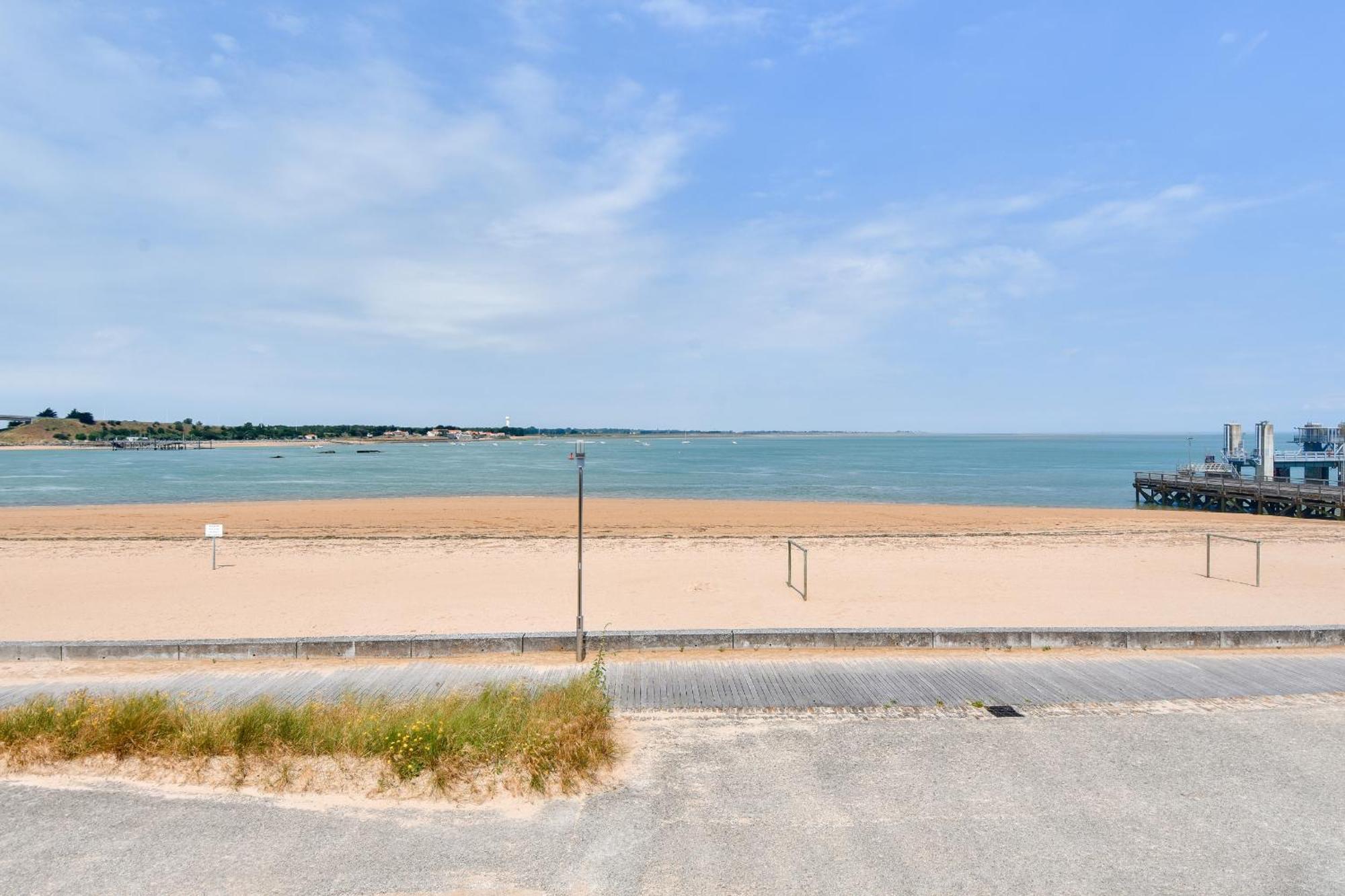 Bel Appartement - Emplacement Ideal La Barre-de-Monts Exterior photo